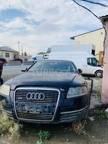 Audi A6-1