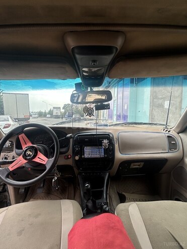 Ford Explorer-14