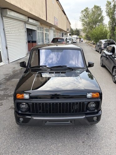 LADA (VAZ) Niva-1