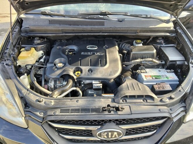 Kia Carens-5