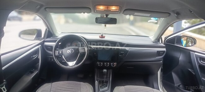 Toyota Corolla-9