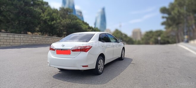 Toyota Corolla-5