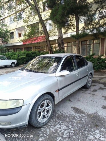 Opel Vectra-3