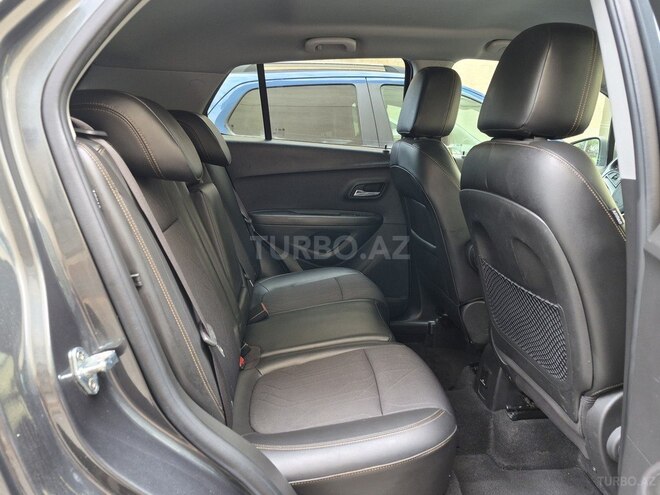 Chevrolet Trax-10
