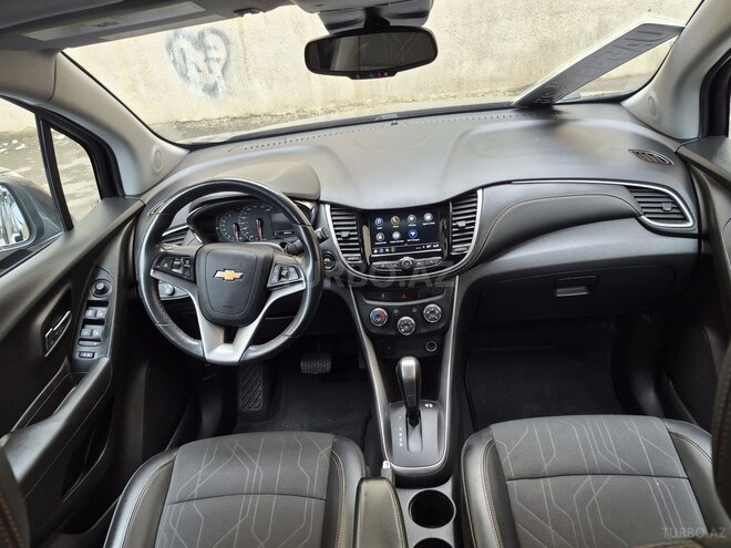 Chevrolet Trax-14