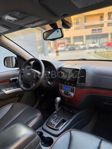 Hyundai Santa Fe-18