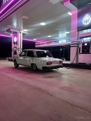 LADA (VAZ) 2107-8