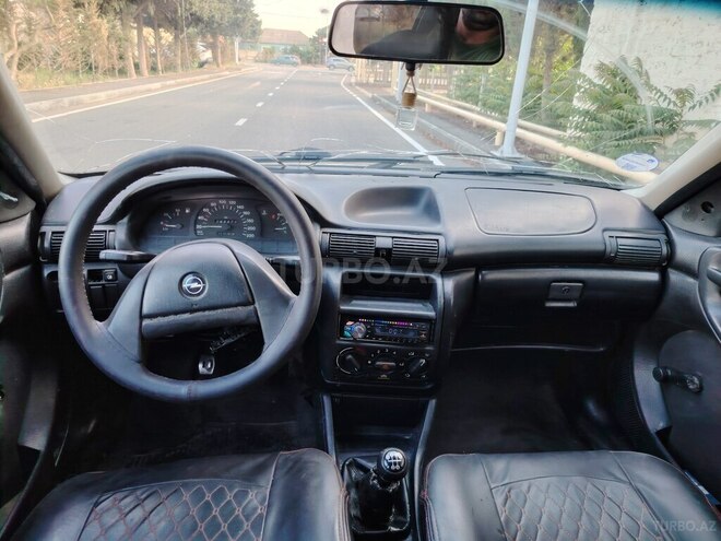 Opel Astra-3
