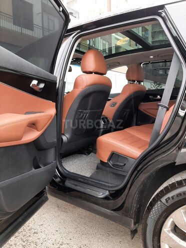 Kia Sorento-11