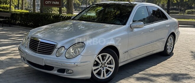 Mercedes E 200-2