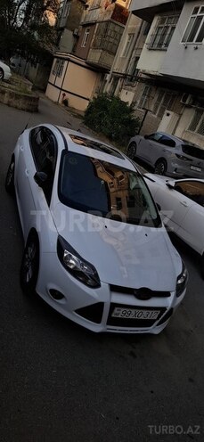 Ford Focus-3