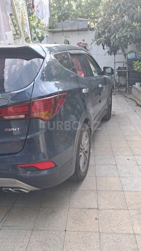 Hyundai Santa Fe-6