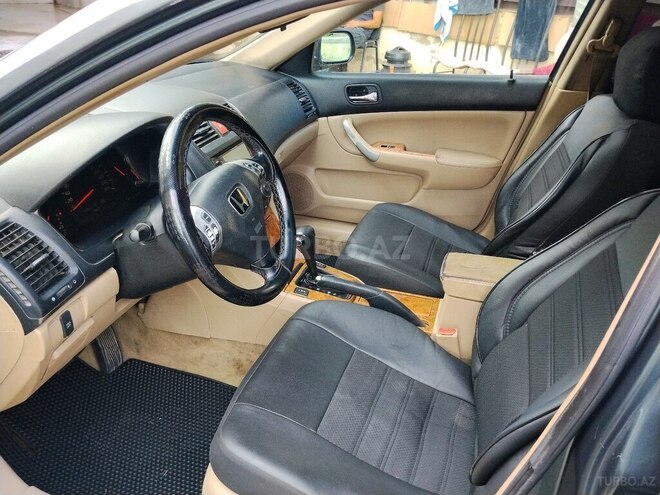 Honda Accord-12