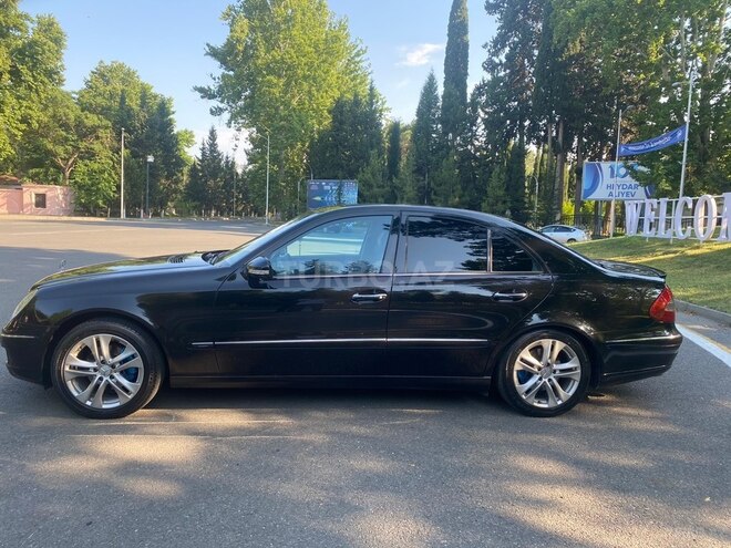 Mercedes E 280-5