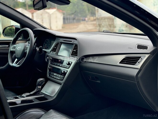 Hyundai Sonata-10