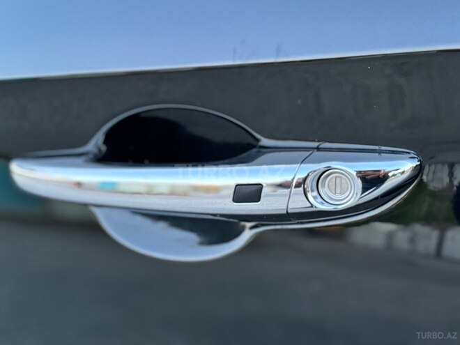 Hyundai Sonata-16