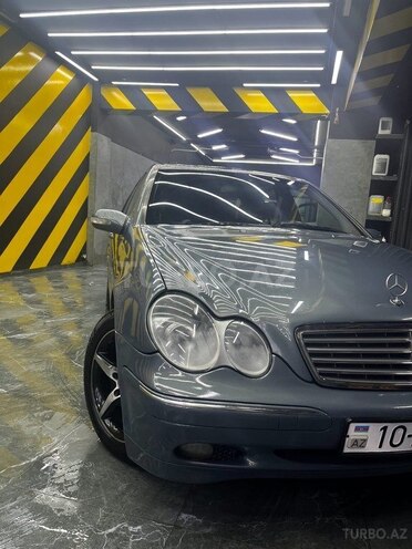 Mercedes C 240-6