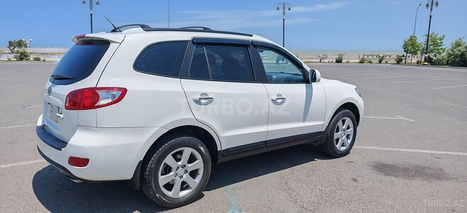 Hyundai Santa Fe-4