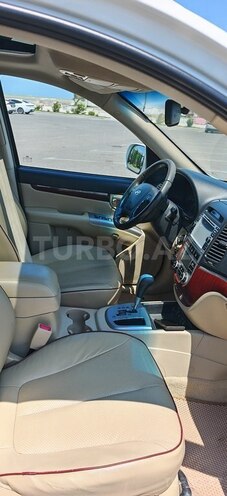 Hyundai Santa Fe-14