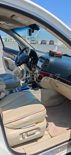 Hyundai Santa Fe-10