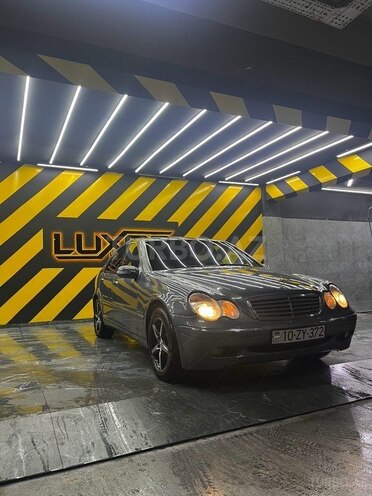 Mercedes C 240-4