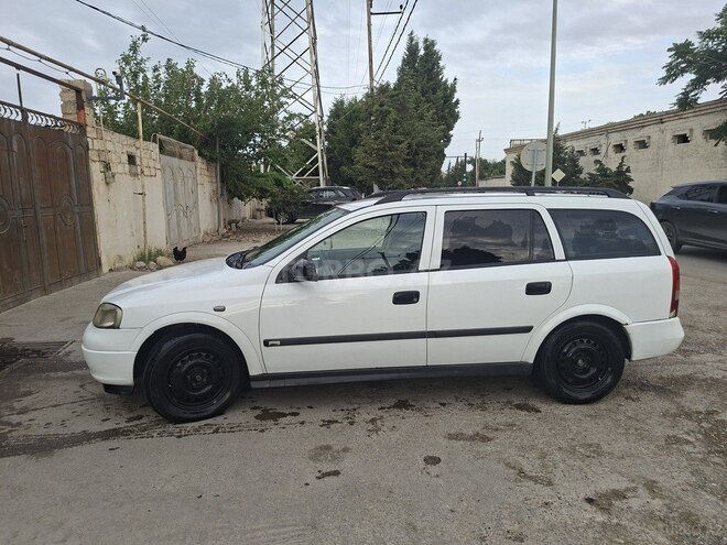 Opel Astra-10