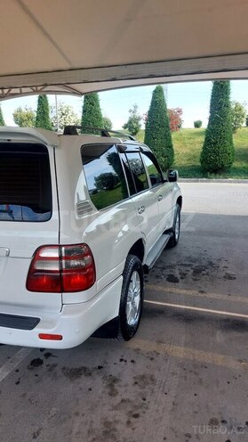 Toyota Land Cruiser-10