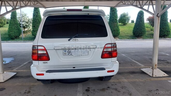 Toyota Land Cruiser-11