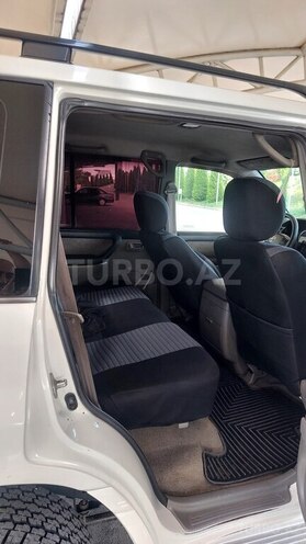 Toyota Land Cruiser-14