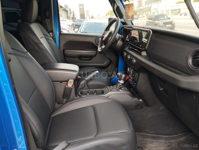 Jeep Wrangler-14