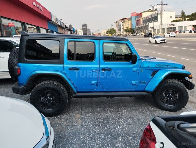 Jeep Wrangler-3