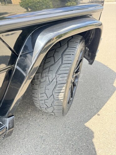 Mercedes G 300-7