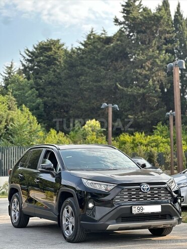 Toyota RAV4-1