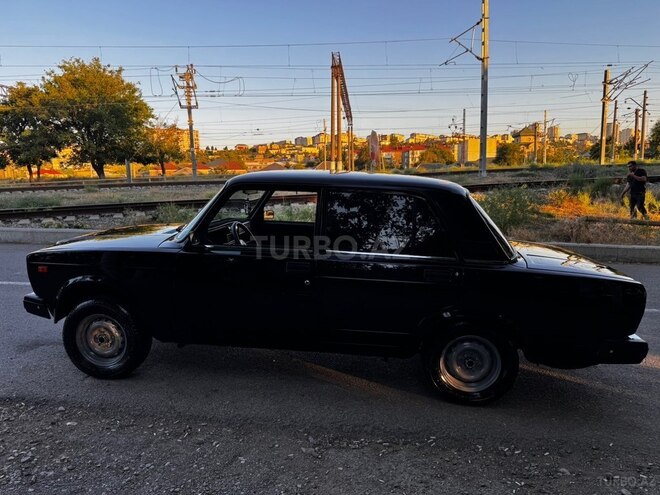 LADA (VAZ) 2107-4