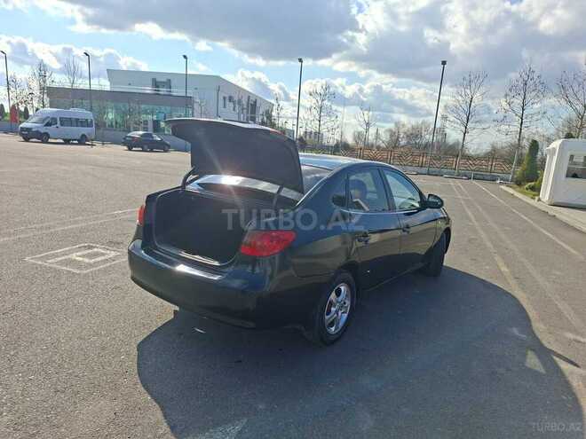 Hyundai Elantra-6