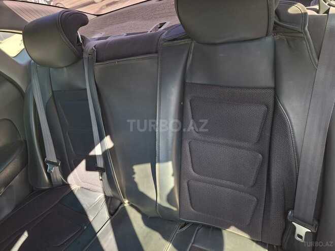 Hyundai Elantra-10