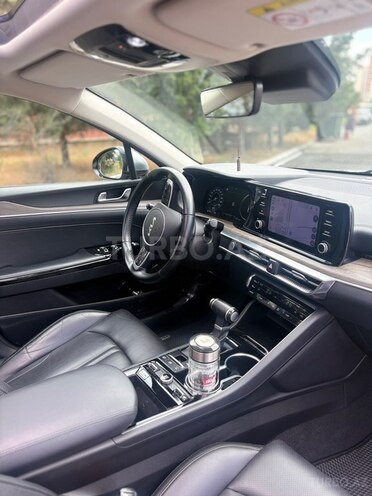 Kia K5-8