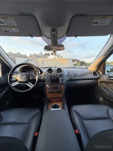Mercedes ML 350 4MATIC-8