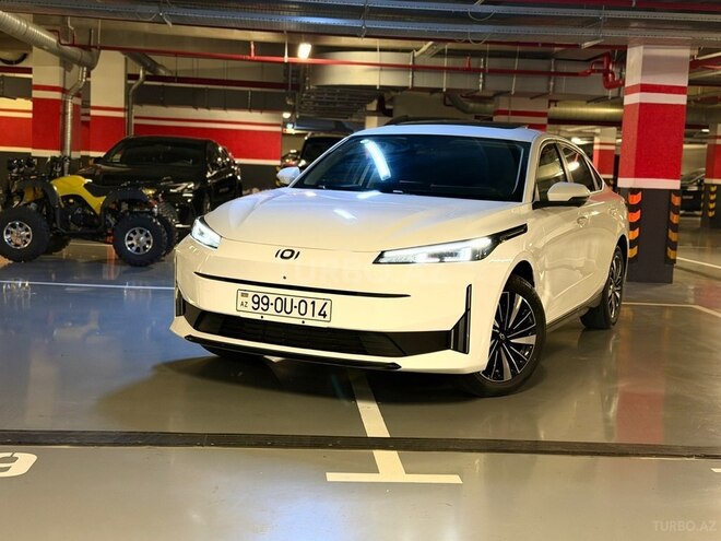 Changan Qiyuan A05-1