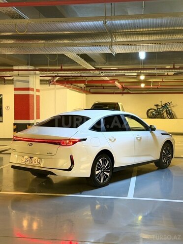 Changan Qiyuan A05-9