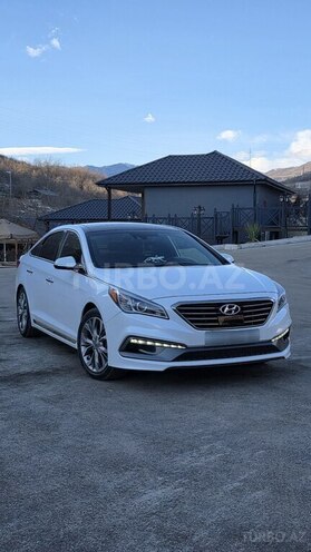 Hyundai Sonata-6