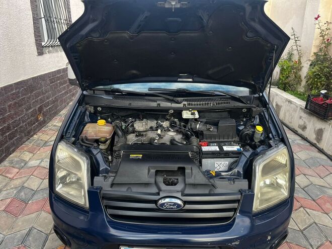 Ford Transit Connect-4