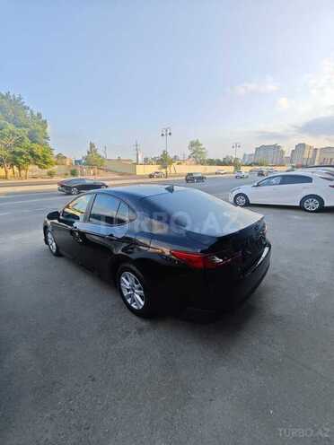Toyota Camry-3