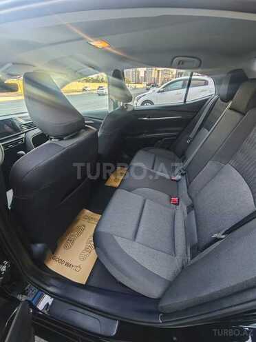 Toyota Camry-9