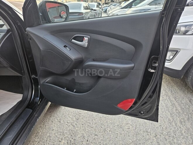 Hyundai ix35-13