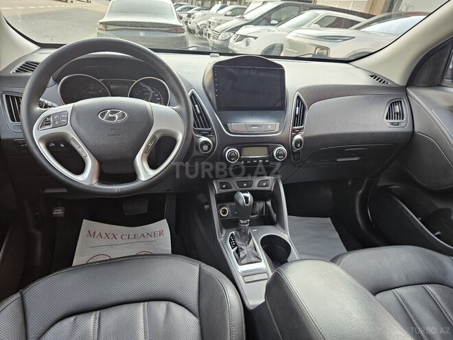 Hyundai ix35-17