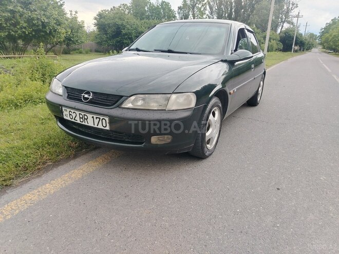 Opel Vectra-4