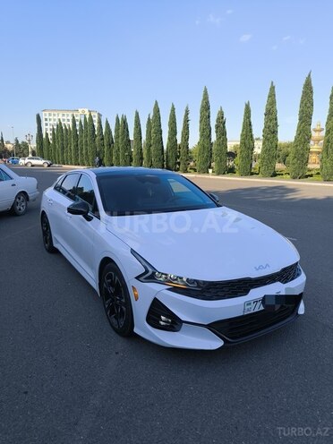Kia K5-10