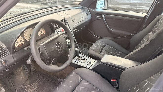 Mercedes C 240-8
