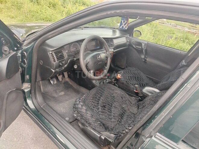 Opel Vectra-6